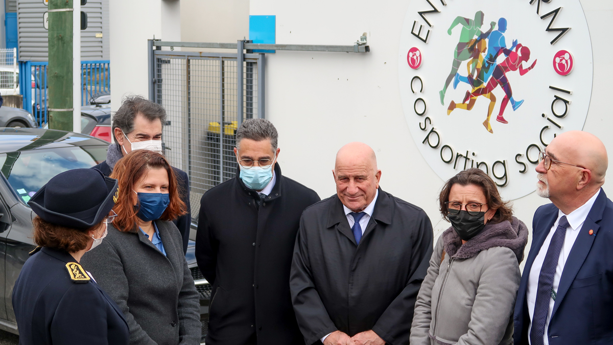 De gauche à droite : Madame la Préfète, Roxana Maracineanu, François Bonhomme, Pierre-Antoine Lévi, Michel Weill, Clarisse Heulland et Patrice Garrigues