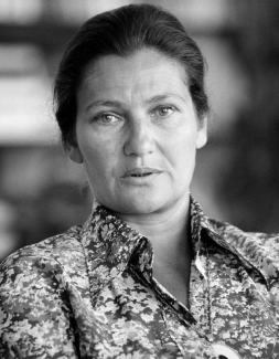 Simone Veil Photo d'une jeune femme qui a changer la vie des femmes
