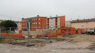 travaux Nous pouvons voir un chantier en construction