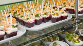 repas On peut voir plusieurs recette dans un cantine