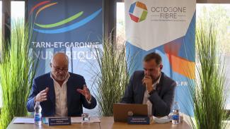 Réunion de Tarn et Garonne Numérique sur le déploiement de la fibre optique dans le 82 Jean-Michel Baylet aux côtés de David Elfassy lors d'une réunion pour TGN