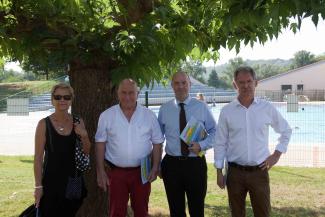 Le plan canicule est lancé depuis la base de loisirs du Tarn et de la Garonne De gauche à droite : Christiane Le Corre, Michel Weill, Arnaud Sorge et Bernard Bouché