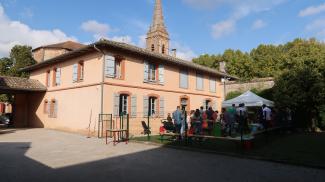 La Maison des Assistantes Maternelles de Bioule ouvre ses portes Photo extérieure de La Maison des Assistantes Maternelles de Bioule lors de son inauguration