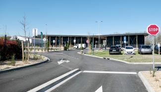 Inauguration de la nouvelle déchetterie-recyclerie innovante en Tarn-et-Garonne Photo extérieure de la nouvelle déchetterie situé dans la zone Nord
