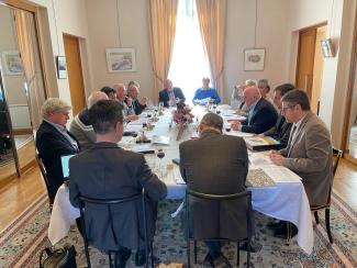 Repas de travail sur le dossier de l’abattoir Michel Weill en compagnie de nombreuses personnalités lors d'un repas de travail portant sur le dossier de l'abattoir