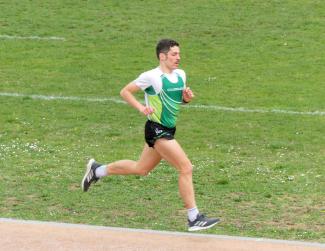 Reportage sur Gabriel Noutary Gabriel Noutary à l'entrainement d'athlétisme