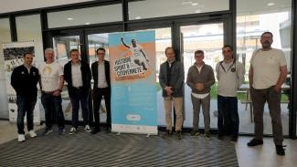 La semaine Olympique et Paralympique au Centre Universitaire de Tarn-et-Garonne Photo d'élus et de représentants du campus du C.U lors de la semaine olympique et paralympique