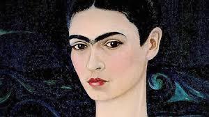 Projection du film "Frida. Viva la Vida" à l'espace des Augustins Portrait peint de Frida Kahlo qui regarde droit devant