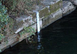La situation hydrologique en Tarn-et-Garonne : avertissement sur la pénurie d'eau Photo d'un niveau d'eau