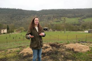 Le Maraudeur : un élevage familial dans la vallée de la Bonette Hannah Grauleau, dirigeante de la Ferme de Maleterre