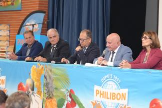 Assemblée Générale de la société Philibon Boyer 2024 De gauche à droite, deux hommes, Vincent Roberti, Michel Weill et Marie Castro, 𝐥'𝐀𝐆 𝐝𝐞 𝐥𝐚 société Philibon Boyer