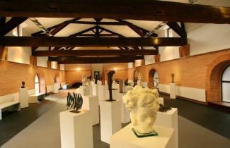 Exposition de sculptures de Bourdelle Sculptures de l'espace Bourdelle dans la salle d'exposition des Augustins