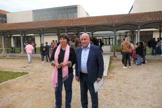 Rentrée Universitaire 2024 : un engagement renouvelé pour l'enseignement supérieur Rentrée Universitaire 2024 : un engagement renouvelé pour l'enseignement supérieur