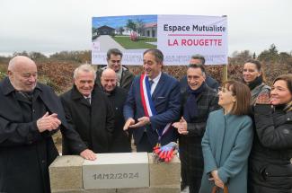 Un nouveau projet soutenu par le Département : la première pierre de l’EHPAD de Labastide-Saint-Pierre posée Un nouveau projet soutenu par le Département : la première pierre de l’EHPAD de Labastide-Saint-Pierre posée