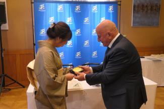Le Département de Tarn-et-Garonne, la CLI de Golfech et l'Association Nationale des CLI signent avec Fukushima Dialogue un accord de coopération pour la transparence de l'information sur le nucléaire Le Département de Tarn-et-Garonne, la CLI de Golfech et l'Association Nationale des CLI signent avec Fukushima Dialogue un accord de coopération pour la transparence de l'information sur le nucléaire